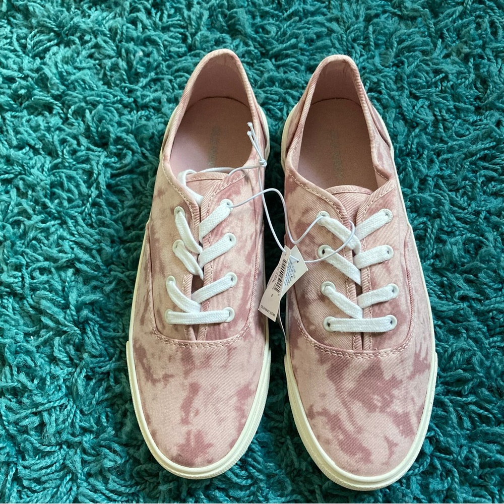 NWT Tie Dye Sneakers
